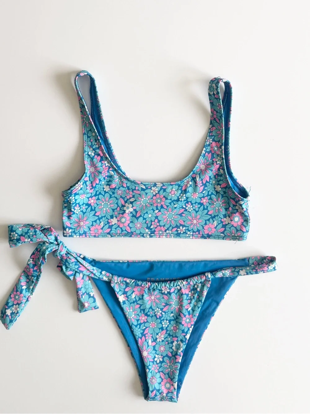 Frankies Bikinis XS/SMALL blue floral print bathing suit bikini set